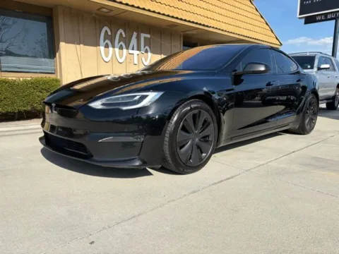 More photos of 2022 Tesla Model S at AutoXit, CA