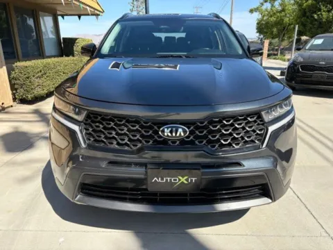 Photos of 2021 Kia Sorento S for sale in Riverside, CA at AutoXit
