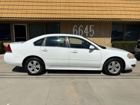 More photos of 2010 Chevrolet Impala LT at AutoXit, CA