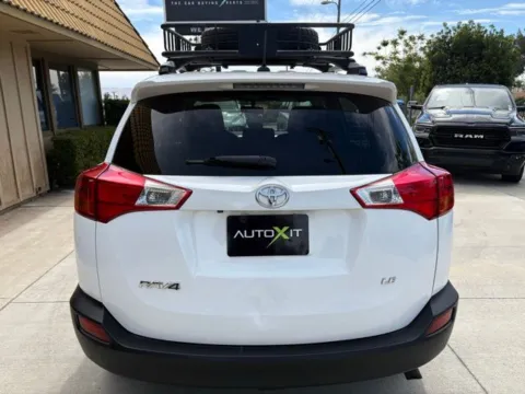More photos of 2014 Toyota RAV4 LE at AutoXit, CA