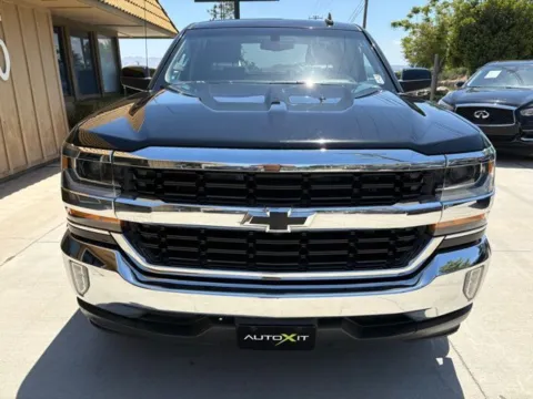 Another view of 2017 Chevrolet Silverado 1500 LT for sale in Riverside, CA at AutoXit