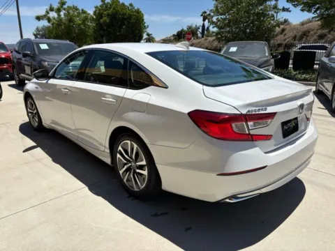 More photos of 2022 Honda Accord Hybrid at AutoXit, CA