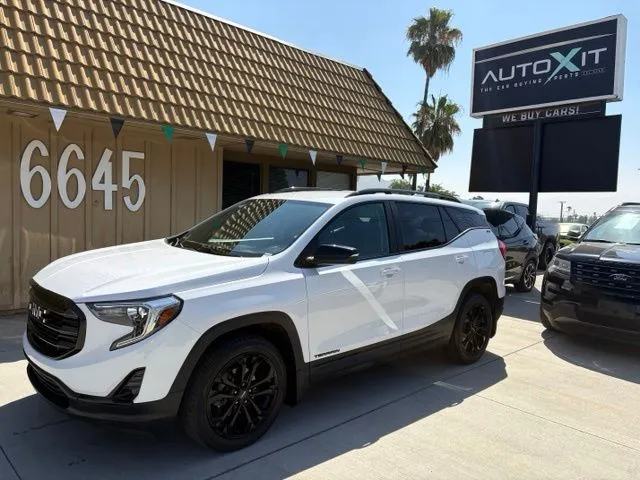 White 2021 GMC Terrain SLT for sale in Riverside, CA
