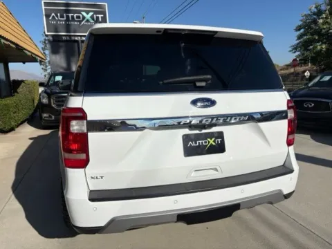 Another view of 2019 Ford Expedition XLT for sale in Riverside, CA at AutoXit
