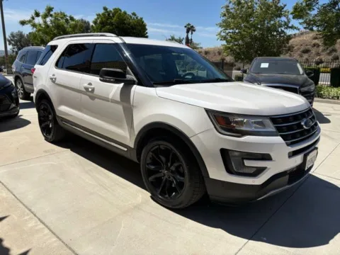 Photos of 2017 Ford Explorer XLT for sale in Riverside, CA at AutoXit