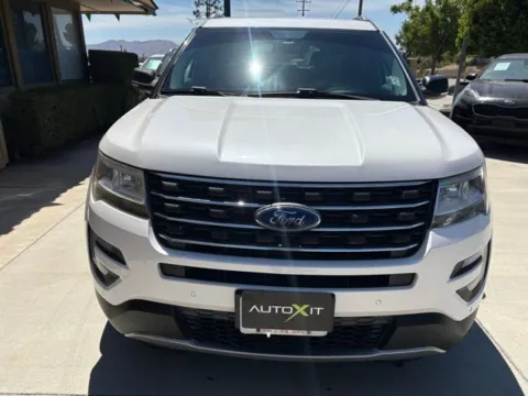 Another view of 2017 Ford Explorer XLT for sale in Riverside, CA at AutoXit