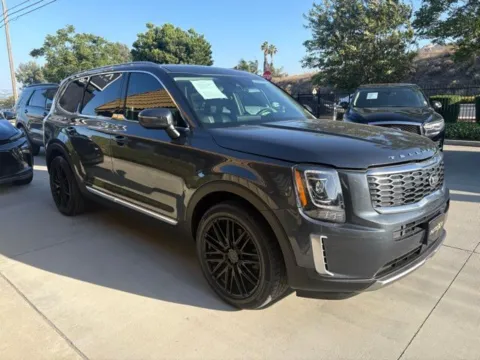 Another view of 2020 Kia Telluride EX for sale in Riverside, CA at AutoXit