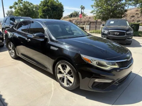 More photos of 2019 Kia Optima S at AutoXit, CA