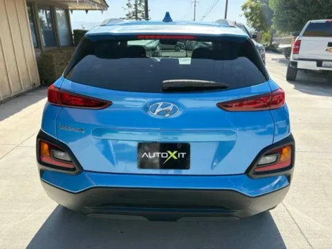 Another view of 2021 Hyundai Kona SEL Plus for sale in Riverside, CA at AutoXit