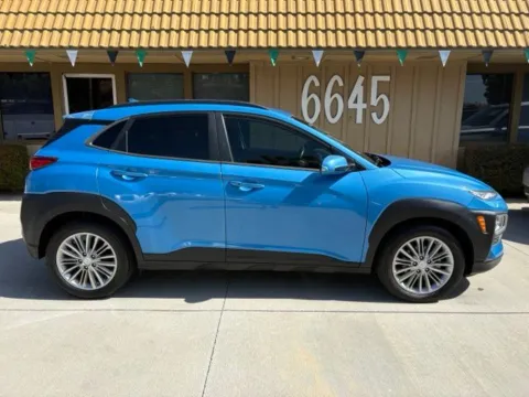More photos of 2021 Hyundai Kona SEL Plus at AutoXit, CA