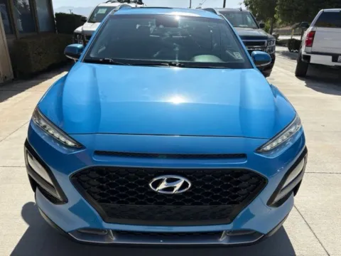 More photos of 2021 Hyundai Kona SEL Plus at AutoXit, CA