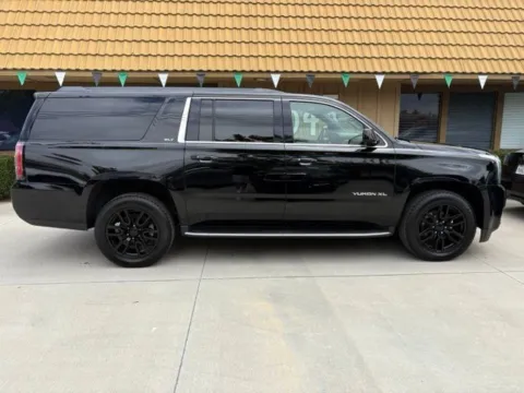 More photos of 2018 GMC Yukon XL SLT at AutoXit, CA