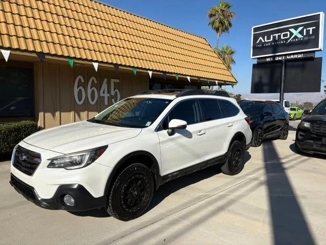2018 Subaru Outback 2.5i Limited's photo