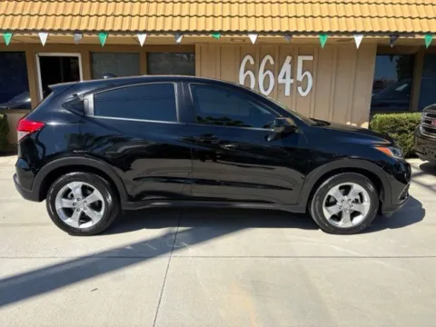 Another view of 2020 Honda HR-V LX for sale in Riverside, CA at AutoXit