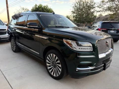 Photos of 2021 Lincoln Navigator Reserve for sale in Riverside, CA at AutoXit