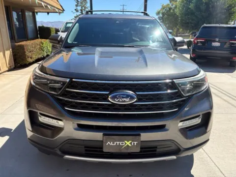 Photos of 2020 Ford Explorer XLT for sale in Riverside, CA at AutoXit