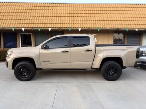Another view of 2022 Chevrolet Colorado Z71 for sale in Riverside, CA at AutoXit