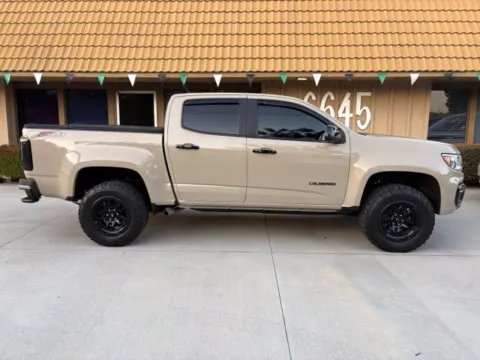 More photos of 2022 Chevrolet Colorado Z71 at AutoXit, CA