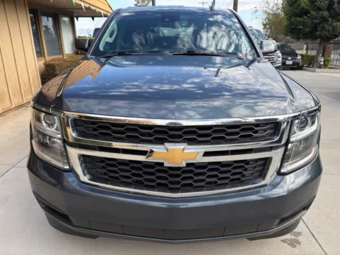 Photos of 2020 Chevrolet Tahoe LT for sale in Riverside, CA at AutoXit
