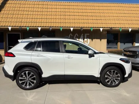 More photos of 2023 Toyota Corolla Cross XLE at AutoXit, CA