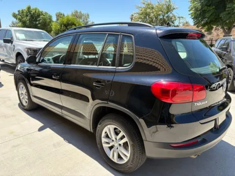 More photos of 2016 Volkswagen Tiguan S at AutoXit, CA