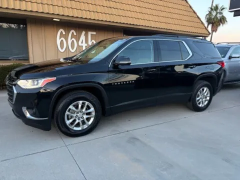 More photos of 2020 Chevrolet Traverse LT at AutoXit, CA