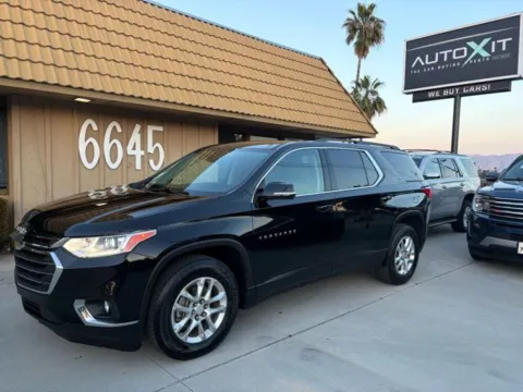 Black 2020 Chevrolet Traverse LT for sale in Riverside, CA