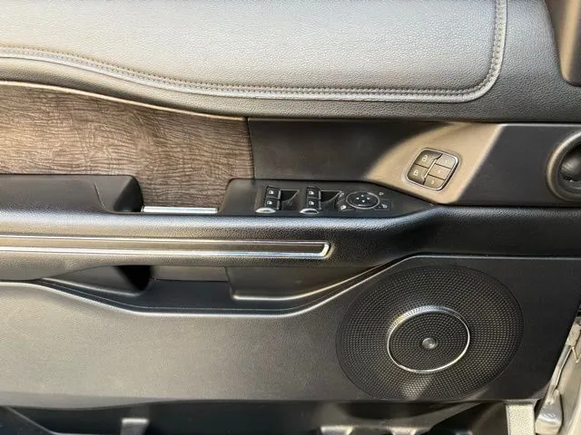 2019 Ford Expedition Limited - Photo 13