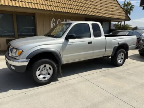 More photos of 2003 Toyota Tacoma PreRunner at AutoXit, CA