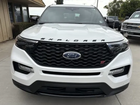 Photos of 2020 Ford Explorer ST for sale in Riverside, CA at AutoXit
