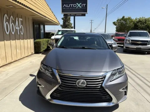 More photos of 2018 Lexus ES 350 at AutoXit, CA