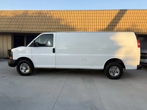 Another view of 2007 Chevrolet Express Van G2500HD Work Van for sale in Riverside, CA at AutoXit