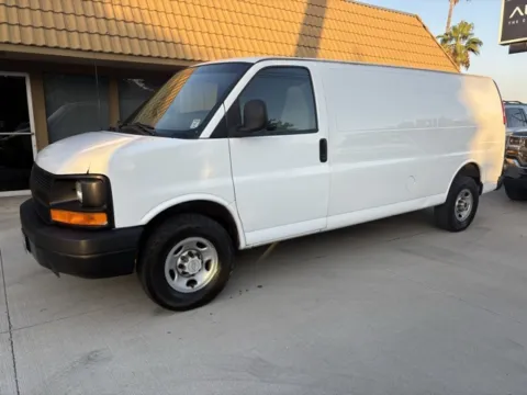 More photos of 2007 Chevrolet Express Van G2500HD Work Van at AutoXit, CA