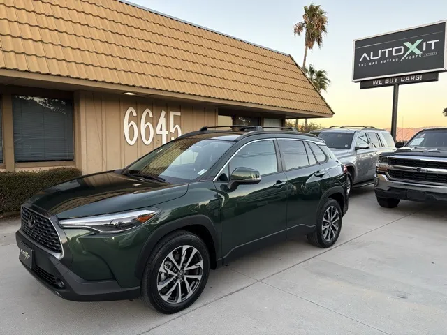 Green 2022 Toyota Corolla Cross XLE for sale in Riverside, CA