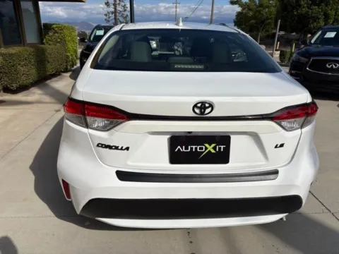 More photos of 2022 Toyota Corolla LE at AutoXit, CA