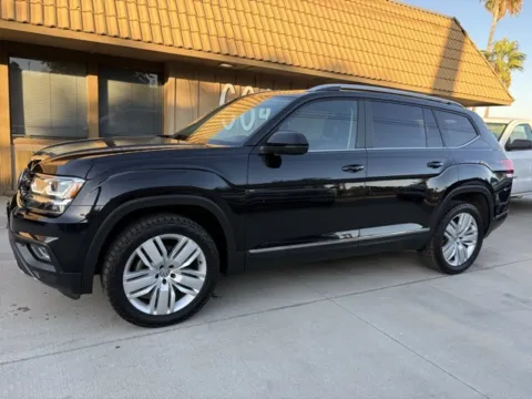 More photos of 2019 Volkswagen Atlas SEL at AutoXit, CA