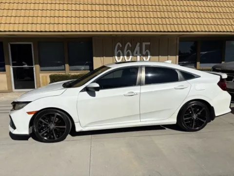 More photos of 2017 Honda Civic Si at AutoXit, CA