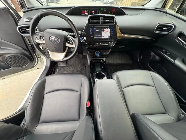 2017 Toyota Prius Three Touring - Photo 21