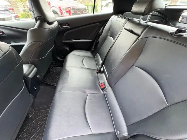 2017 Toyota Prius Three Touring - Photo 19