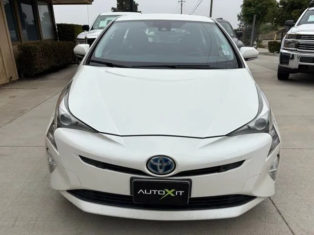 2017 Toyota Prius Three Touring - Photo 6
