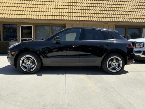 Another view of 2017 Porsche Macan for sale in Riverside, CA at AutoXit