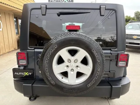 More photos of 2017 Jeep Wrangler Unlimited Sport at AutoXit, CA