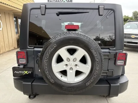 More photos of 2017 Jeep Wrangler Unlimited Sport at AutoXit, CA