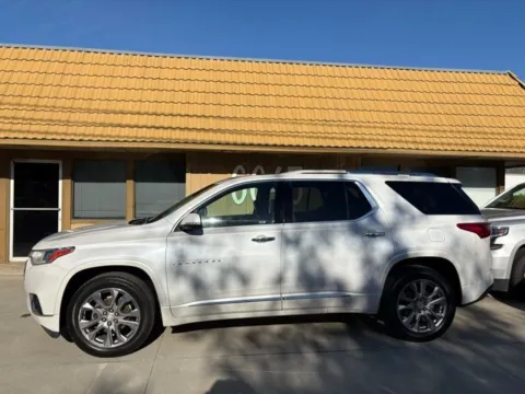 Another view of 2019 Chevrolet Traverse Premier for sale in Riverside, CA at AutoXit
