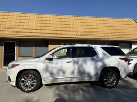 Another view of 2019 Chevrolet Traverse Premier for sale in Riverside, CA at AutoXit