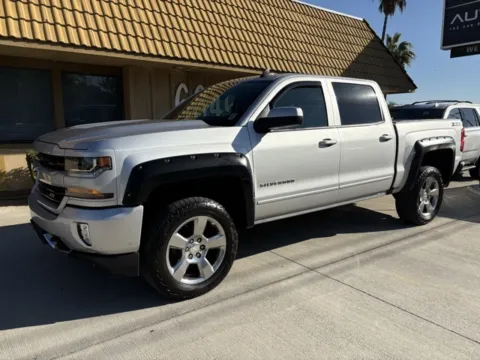 More photos of 2018 Chevrolet Silverado 1500 LT at AutoXit, CA
