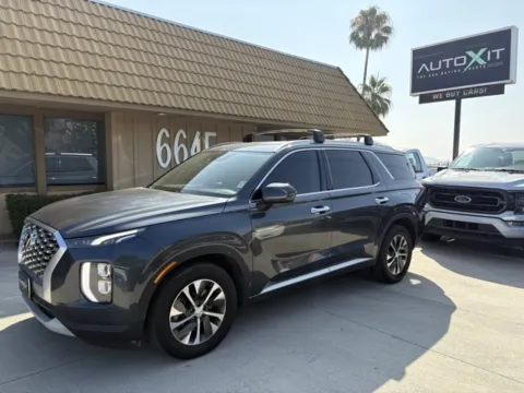 Gray 2020 Hyundai Palisade SEL for sale in Riverside, CA