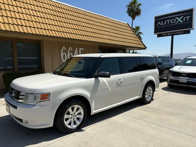 White 2010 Ford Flex SE for sale in Riverside, CA