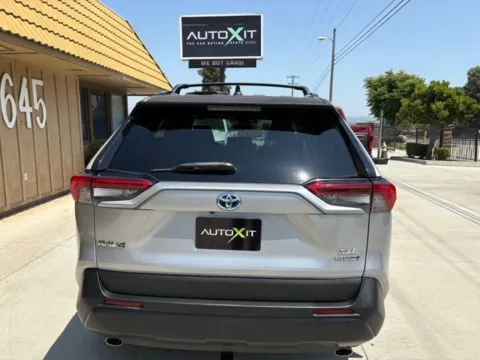 More photos of 2019 Toyota RAV4 Hybrid XLE at AutoXit, CA