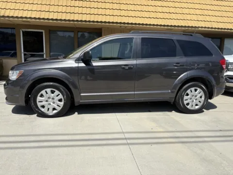 Photos of 2017 Dodge Journey SE for sale in Riverside, CA at AutoXit